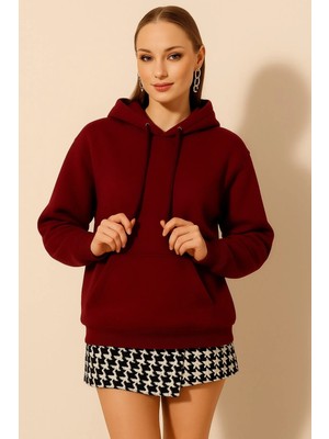 Hakke Üç Iplik Kanguru Cepli Sweat