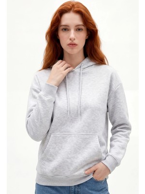 Hakke Üç Iplik Kanguru Cepli Sweat