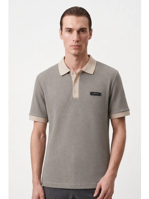 Hakke Yaka ve Kol Kontrast Detaylı Erkek Polo T-Shirt