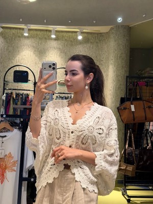 Leilaa Yarasa Kol Dantelli Bolero Hırka