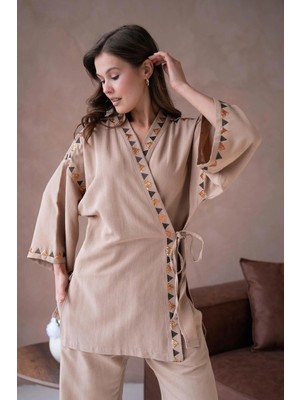 Minaaise Kadın Camel Keten Nakış ve Pul Detaylı Kimono ve Pantolon Alt/Üst Takım 29033