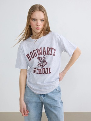 Lc Waikiki Yeni Sezon Bisiklet Yaka Harry Potter Baskılı Kadın Tişört