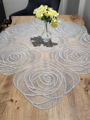 Yalıns Home Lüx Masa Örtüsü Dantel Dekoretif Gold Simli 95X95 cm