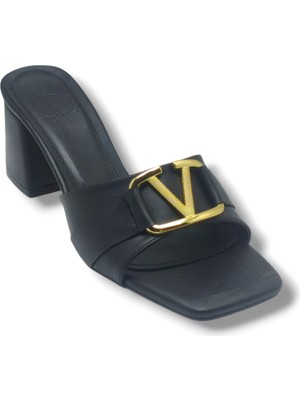 Cakgo Ceylan Shoes 225-26 Cilt V Tokalı Kalın Topuk Kadın Terlik