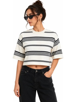 Karel Butik Çizgili Polo Yaka Ekru Crop Tişört