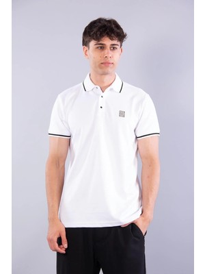 Mckanzie 8261 Ayaklı Yaka Kol Ucu Çizgili Kısa Kol T-shirt