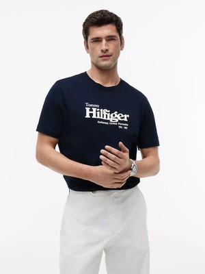 Tommy Hilfiger Erkek Normal Kalıp Logo Baskılı Yuvarlak Yakalı Pamuklu Kısa Kollu Lacivert T-Shirt MW0MW43448-DW5