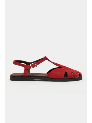 Nişantaşı Shoes Majes Kırmızı Süet Deri Nakış Detay Düz Taban Kadın Sandalet