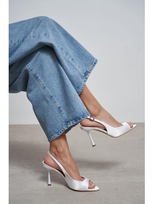 Nişantaşı Shoes Maia Sedef Saten Sivri Burun Önü Açık Ince Topuklu Kadın Ayakkabı