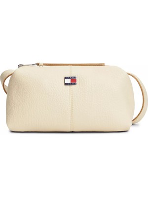 Tommy Hilfiger Kadın Kalın Askı Th Metal Logo Deri Fermuar Kapama Bej Omuz Çantası AW0AW18775-ACX