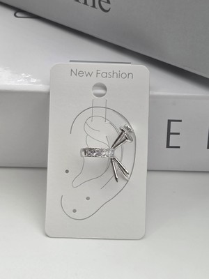 Piercing Kıkırdak Küpe Metal Minimal Şıklık Zarif Hediye