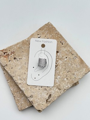 Piercing Kıkırdak Küpe Metal Işıltılı Stil