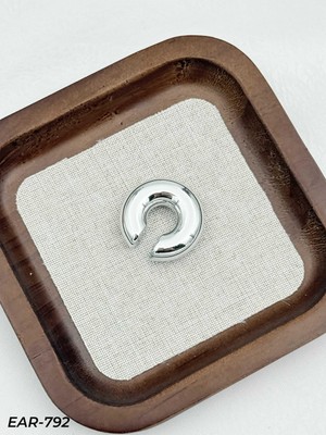 Piercing Kıkırdak Küpe Metal Minimal Şıklık Zarif Hediye