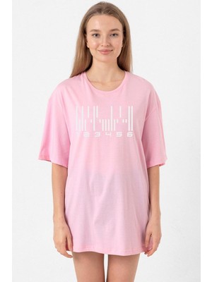 Dark Matter The Android Barcode Pembe Kadın Oversize Tshirt