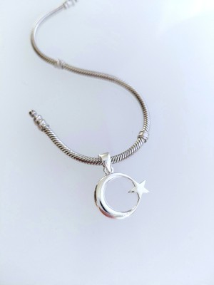Luna Luster 925 Ayar Gümüş Ay Yıldız Bayrak Tasarım Charm