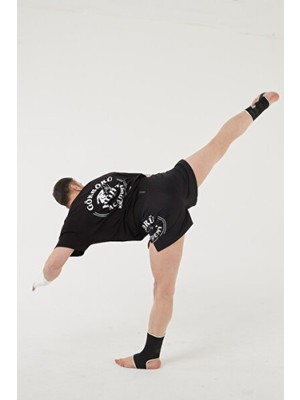 Empressco Renkli ve Rahat Kick Boks Şortu, Hareket Özgürlüğü Için Tasarlandı