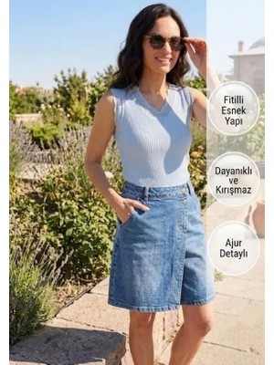 Urumday Eteği Ajurlu V Yaka Atlet Bluz