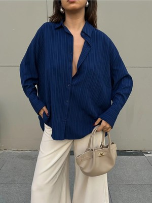 Minaaise Lacivert Oversize Geniş Manşetli Kadın Gömlek 27384
