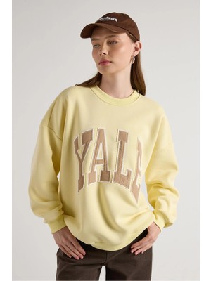Minaaise Kadın Sarı Nakışlı Şardonlu Oversize Sweatshirt 30080