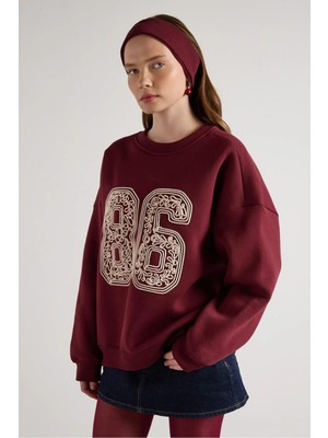 Minaaise Kadın Bordo Süzene Nakışlı Şardonlu Sweatshirts 30065