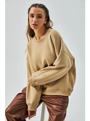 Minaaise Kadın Kum Beji  3 Iplik Penye Şardonlu Oversize Sweatshirt 28050