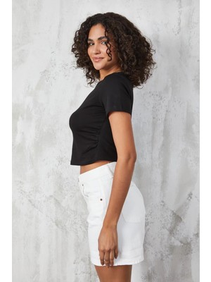 Minaaise Siyah Yanları Büzgülü Kısa Bisiklet Yaka T-shirt 27201