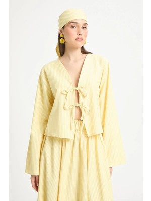 Minaaise Sarı Çizgili Poplin Kumaş Önden Bağlamalı Bluz 29276