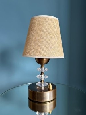 Fey Abajur Pilli Kablosuz Masa Lambası 25 Cm, El Yapımı Eskitme Metal Ayaklı Kumaş Başlıklı Abajur, Başucu Lambası, Komodin Lambası, Dekoratif Gece Lambası, Beyaz/sarı Işık