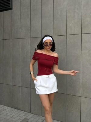 Minaaise Kadın Bordo Madonna Yaka Likralı Viskon Kısa Kollu Bluz 29124