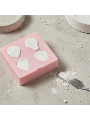 Karakız Mini Çilek Kalıp Silikon Kalıp 1.5x1x1.5 Cm