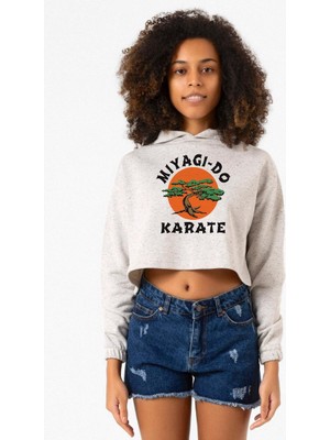 Tshirthane Cobra Kai Miyagi Do Karate Beyaz Kırçıllı Kadın Crop Kapşonlu