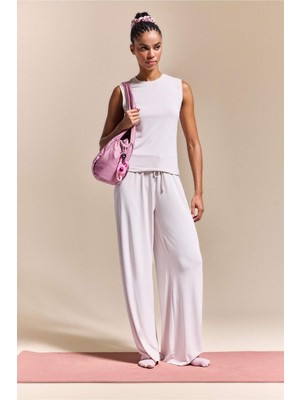 DeFacto Ultra Yumuşak Wide Leg Standart Paça Standart Boy Modal Sporcu Açık Bej Pantolon I0844AX26HS