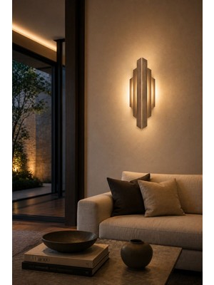 Vinner Prime-Facet Art Deco Duvar Apliği – Lüks Metalik Dekoratif Aydınlatma