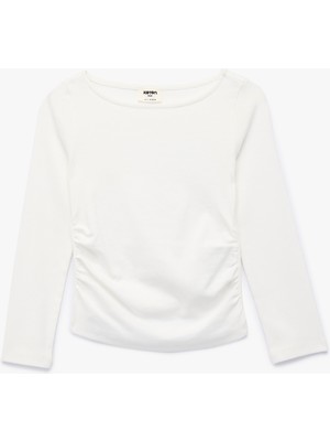 Koton Drape Detaylı Yuvarlak Kayık Yaka Kısa Kollu Modal Tişört