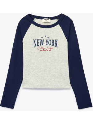 Koton New York Baskılı Uzun Kollu Bisiklet Yaka Tişört