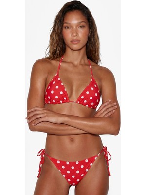 Koton Koton x Sibil Çetinkaya - Boyundan Bağlamalı Puantiyeli Üçgen Bikini Üstü