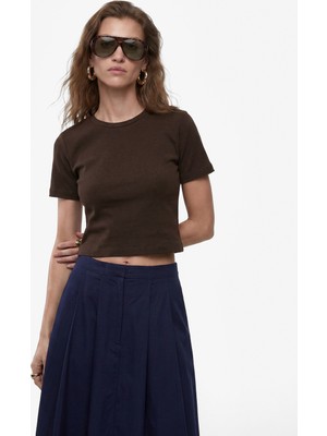 Koton Pamuklu Slim Fit Kısa Kollu Bisiklet Yaka Basic Tişört