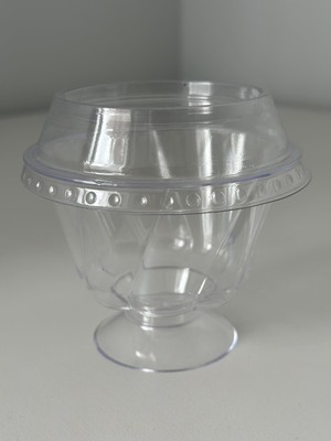 Poppy Papatya Ayaklı Kristal Tatlı Kasesi - Mika Plastik Kap - Şeffaf - Kapaklı - 180 Ml/cc - 50 Adet