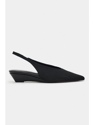 Nişantaşı Shoes Nino Siyah Dalgıç Kumaş Arka Bant Detay Sivri Burun Kadın Dolgu Topuklu Ayakkabı