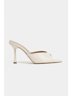 Nişantaşı Shoes Rodi Bej Mat Sivri Burun Kadın Ince Topuklu Terlik