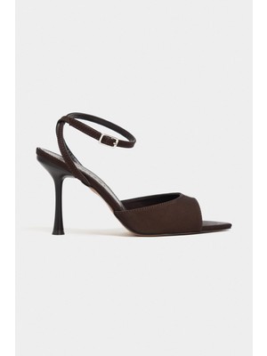 Nişantaşı Shoes Tania Kahve Saten Bilek Kemer Detaylı Kadın Ince Topuklu Ayakkabı