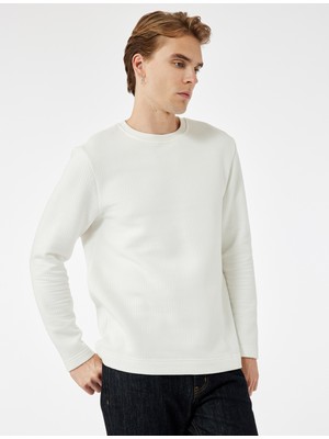 Koton Uzun Kollu Pamuklu Bisiklet Yaka Basic Sweatshirt