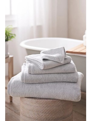 The White Company Waffle Edge Spa Bambu Karışımlı Banyo Havlusu