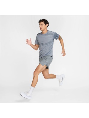 Nike Dri-Fit Miler Erkek Gri Koşu ve Antrenman Tişörtü | FZ4782-065