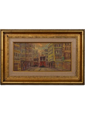 Galeri Atmaca Istiklal'in Kırmızı Tramvayları ve Beyoğlu Dokusu