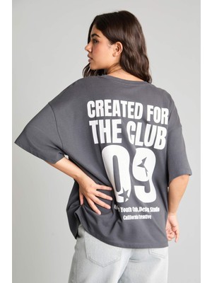 DeFacto %100 Pamuk Overshirt Fit Bisiklet Yaka Sırt Baskılı Kısa Kollu Antrasit Tişört H4206AX26AU