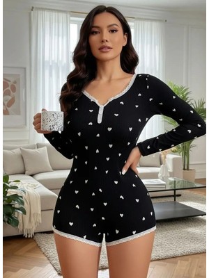 Çamaşır Kenti Kadın Siyah Kalp Desenli Pijama Tulumu Yumuşak Rahat Ev Giyimi Şık Özel Tasarım