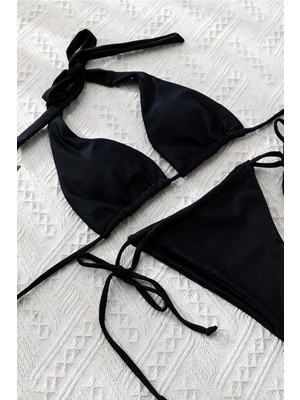 Çamaşır Kenti Kadın Siyah Üçgen Bikini Takımı Yandan Bağlamalı Şık Tasarım Esnek Kumaş Mayo Seti