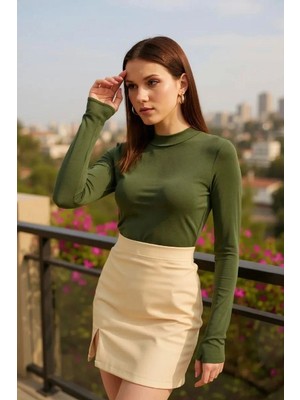 Çamaşır Kenti Kadın Haki Yeşili Parmak Geçmeli Uzun Kollu Body Esnek Fit Bluz