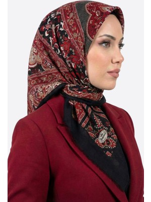 Hadiora Kadın Kırmızı Siyah Şal Desenli Flamlı Eşarp
